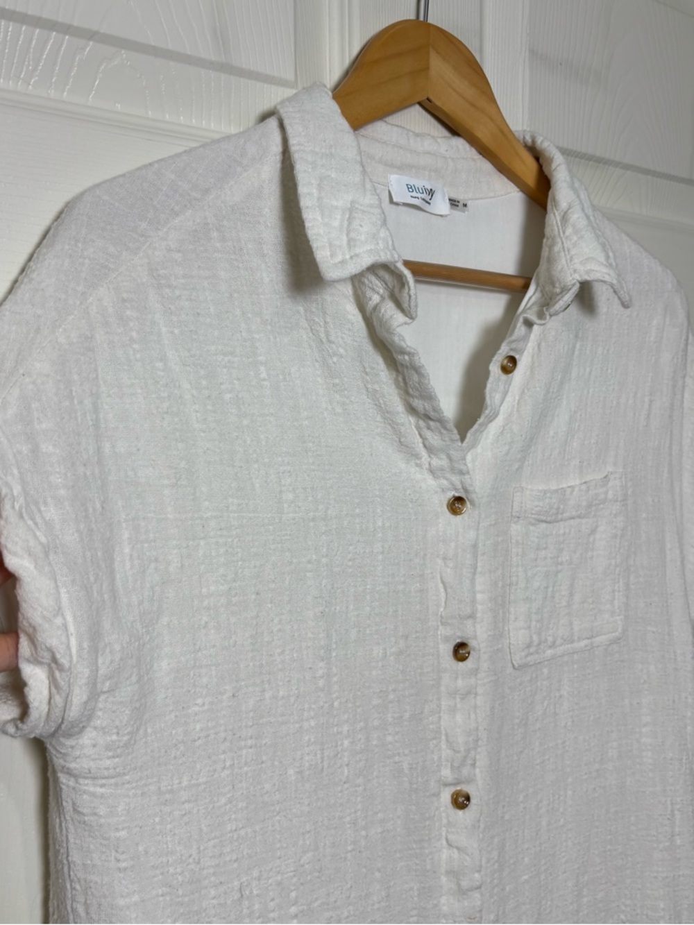 Coastal Button Down Top Womens Medium White Pockets Beach Travel Textured Resort - Picture 5 of 9